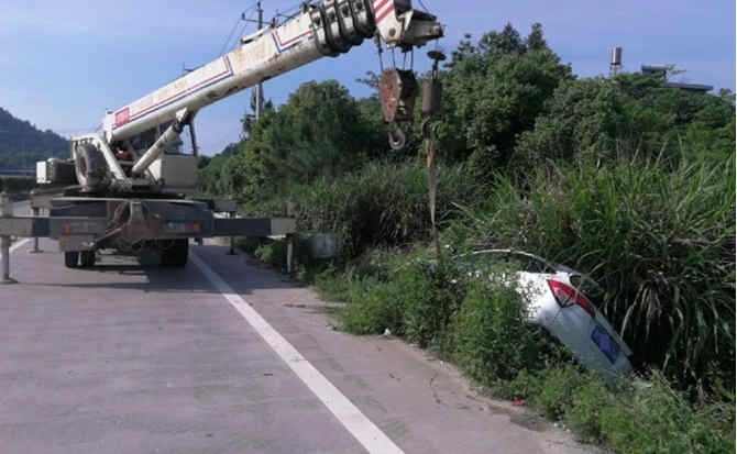 西城区重载吊车救援 西城区重载吊车救援